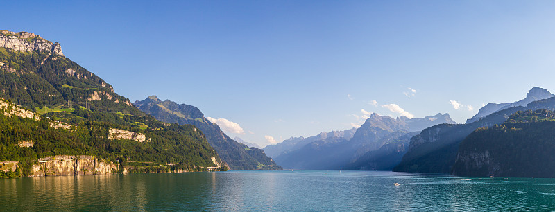 Brunnen, Vierwaldstaetter见(四个森林定居点的湖)，瑞士，全景