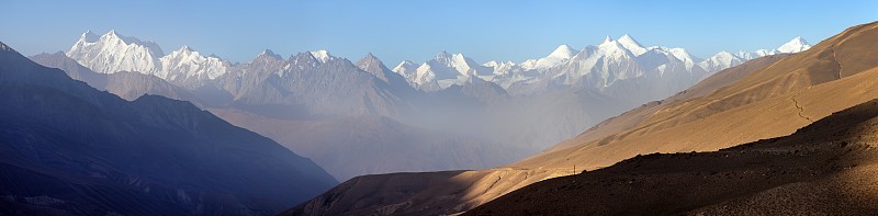 兴都库什山脉或阿富汗的兴都库什山脉