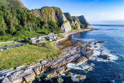 悬崖和堤道海岸路线，北爱尔兰，英国