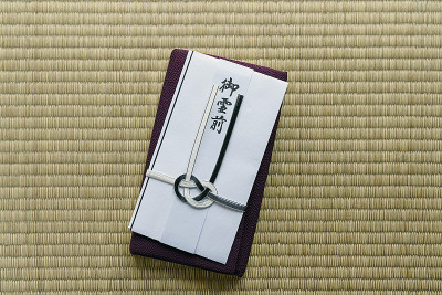 给死者家属的礼金(日本文化)