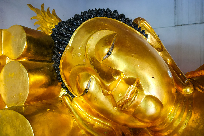 泰国清迈，辛格寺佛像