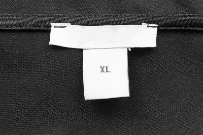 XL衣服标签