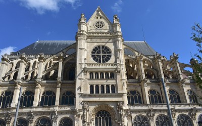 Les Halles附近的圣尤斯提乌斯教堂。巴黎,法国。