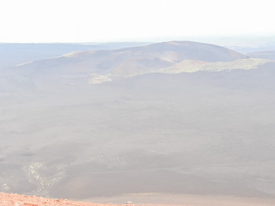 堪察加的风景，山脉和火山。