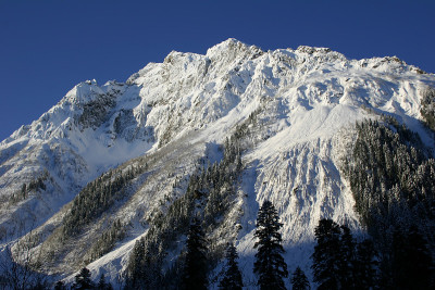 冬天的山