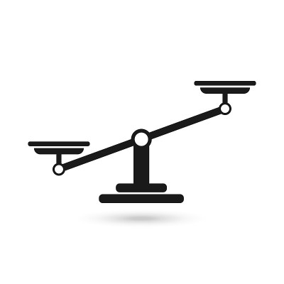 缩放平面设计图标。向量黑色比例剪影插图。