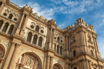 风景秀丽的马拉加天主教中心大教堂(cateddral de encaracion)，安达卢西亚，西班