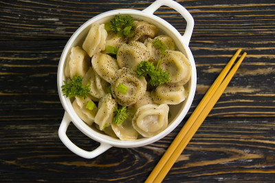 饺子，贴木背景