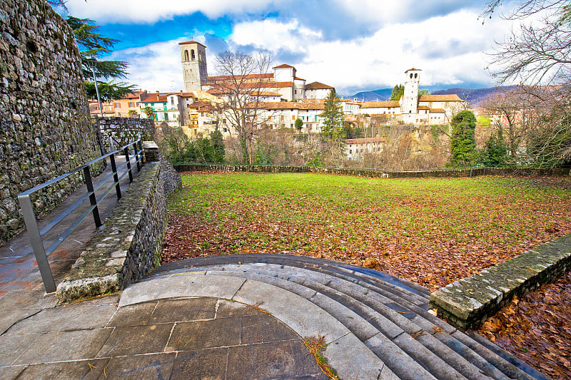 意大利遗产在Cividale del Friuli古代天际线，Friuli- venezia Giu