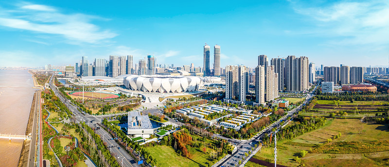 航拍杭州建筑景观天际线