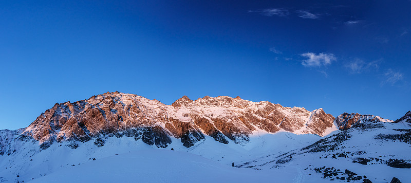 美丽的山川风景。