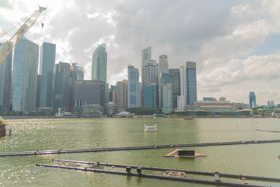新加坡滨海湾的景色。