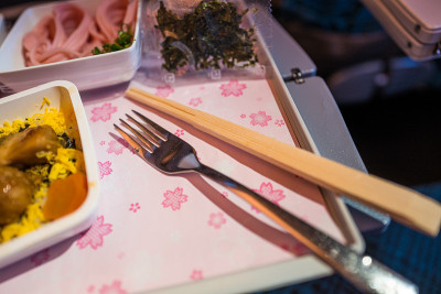 往返日本的航空(航班)膳食