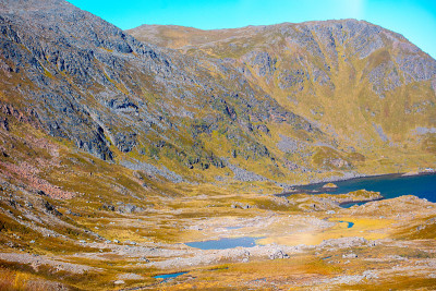 夏季的北极景观。挪威的野生自然。Nordkapp Mageroya岛。