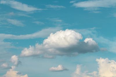 天空和云