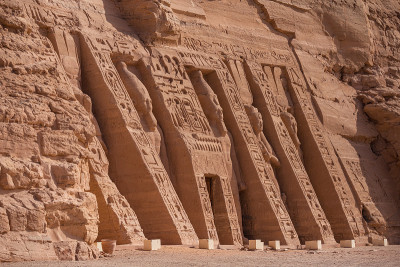 阿布辛拜勒Nefertari