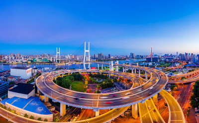 美丽的南浦大桥夜景。