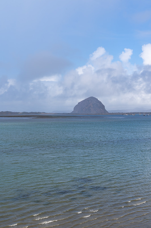 加州摩洛岩的海岸线