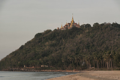 山上的寺庙