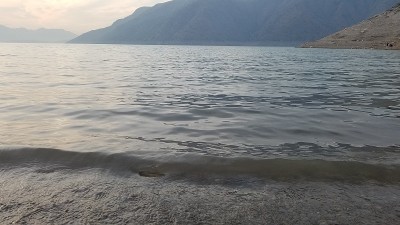 塔尔贝拉大坝的水
