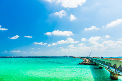 冲绳宫古岛美丽的海滩。