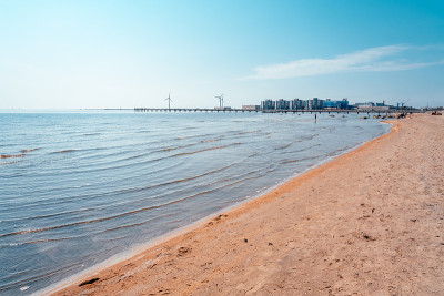 位于瑞典西海岸的Falkenberg海滩在夏季非常受欢迎。