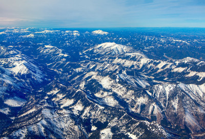 雪山鸟瞰图
