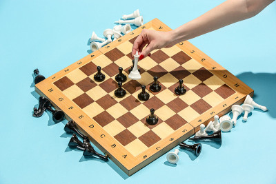 棋牌和游戏概念的商业思想和竞争