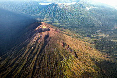 在巴厘岛的检疫山