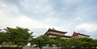 位于泰国农武里省邦布通的冷内乙2号有美丽的中国寺庙建筑。