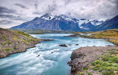 b0 Paine附近的萨尔托大瀑布- Torres del Paine N.P.(智利巴塔哥尼亚)