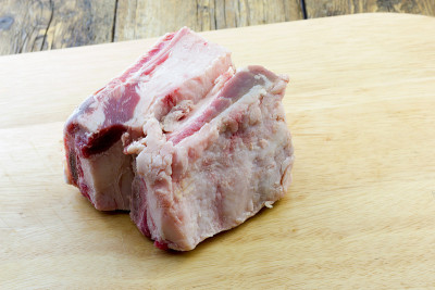 准备肉羹