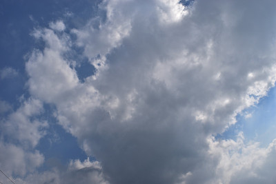 热带天空积雨云的形成