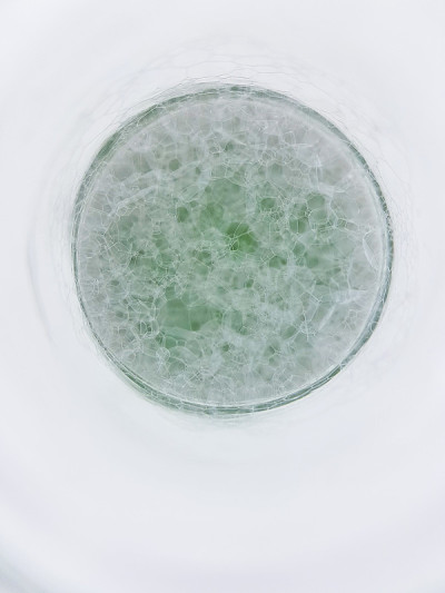 锥形烧瓶中的气泡
