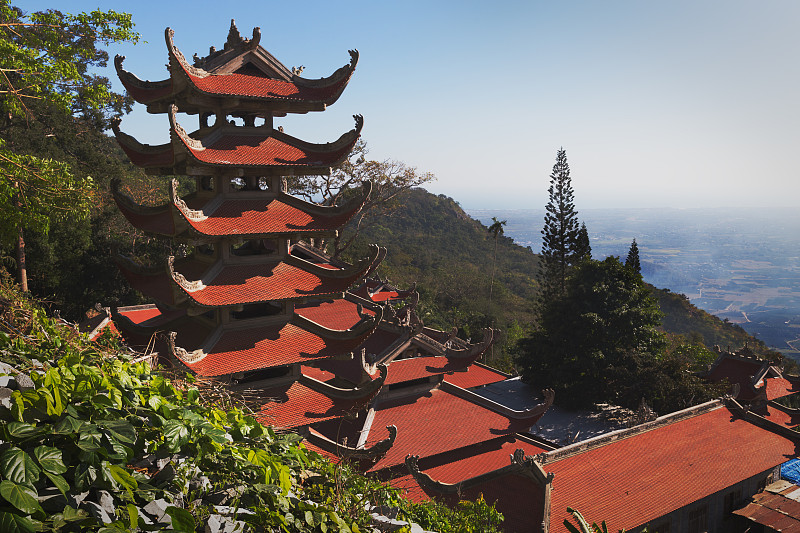 越南塔鼓山涅槃寺