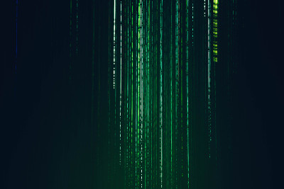 绿灯照亮了垂直虚线
