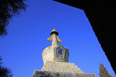 2015年2月5日，中国内蒙古自治区呼和浩特市，西丽图召喇嘛庙建筑景观