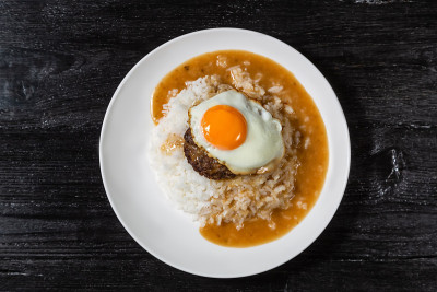 Loco Moco。传统的夏威夷菜。