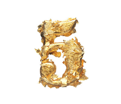 字母和数字用粗糙的金箔