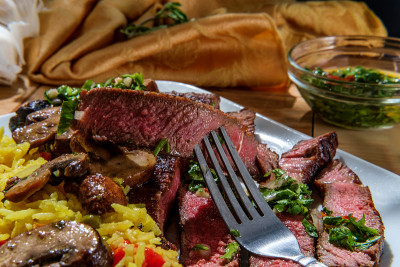 Chimichurri牛排黄饭