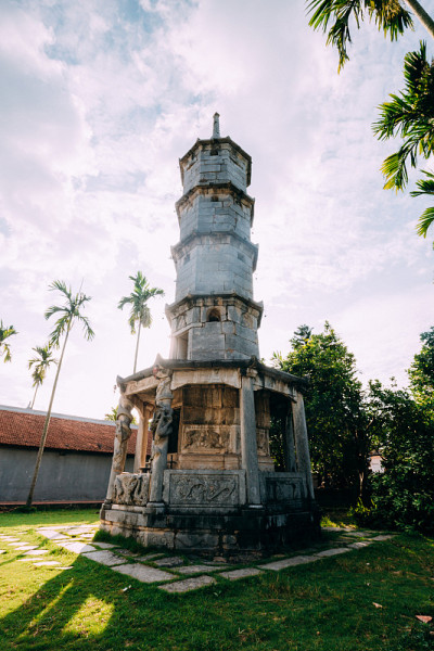 宝莲塔在但塔寺