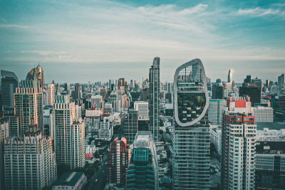 pechaburi和中央大使馆鸟瞰图Ploenchit，曼谷，泰国