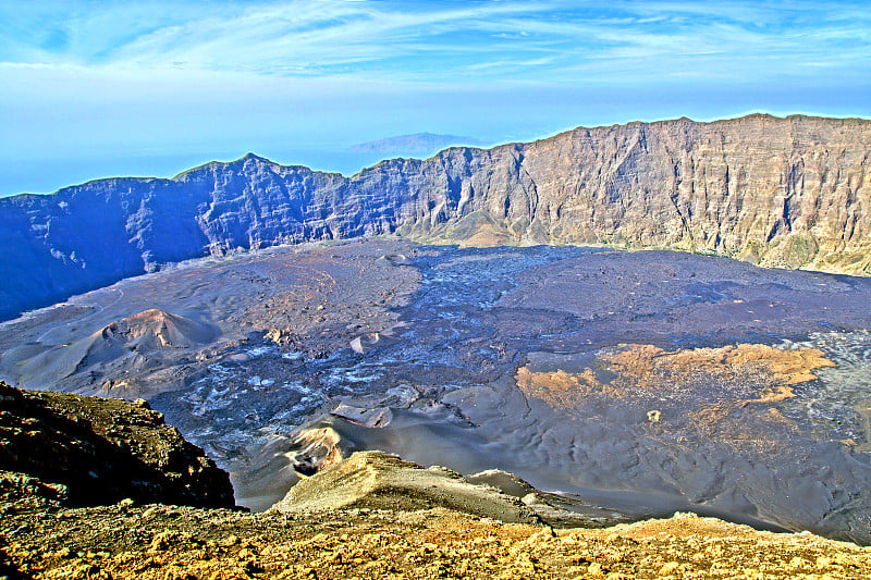 佛得角佛戈岛“佛戈火山”的火山口