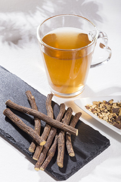 甘草根和茶