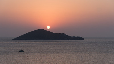 岛屿上的日出