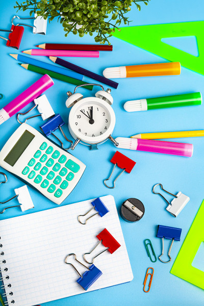 学校或办公室用文具