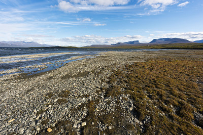 景观Torneträsk湖和u型山谷Lapporten, Norrbotten，瑞典
