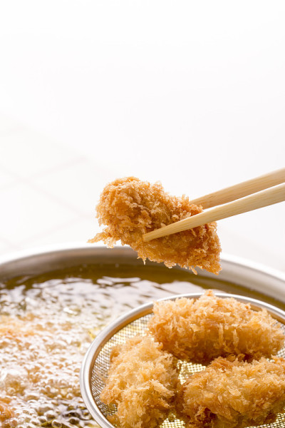 烹饪牡蛎炸