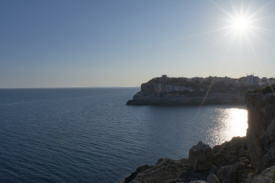 Cala Figuera -美丽的海岸线和古老的灯塔在Cala Figuera，马略卡，西班牙