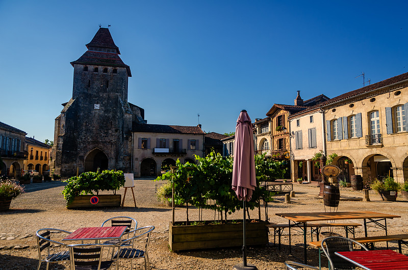 Labastide d’armagnac是一个美丽的村庄，位于法国朗德省